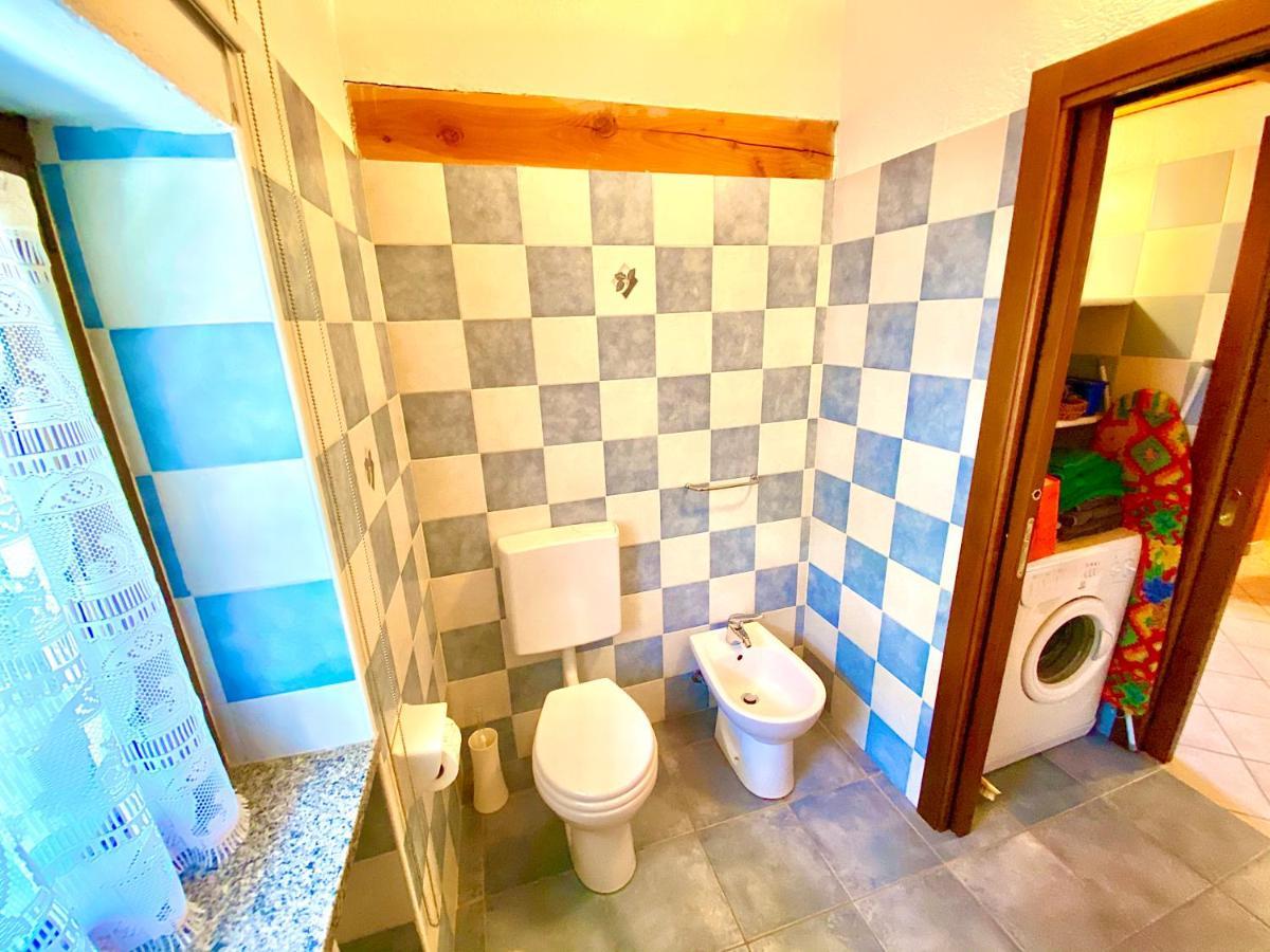 Attico Panoramico Con Soppalco Apartment Gignod Exterior photo